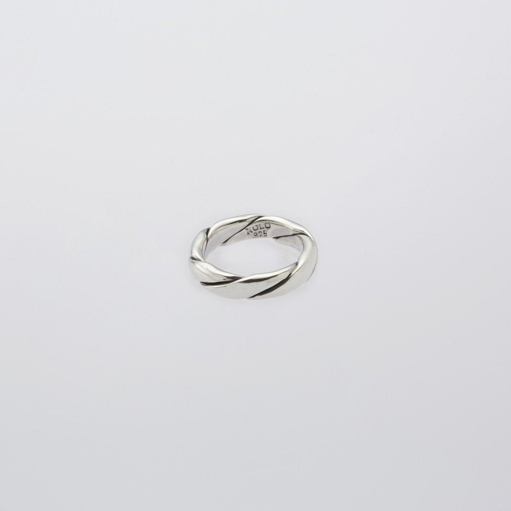 Single Twist Ring #SILVER [XOR063] - cocorozashi 三重県四日市市の