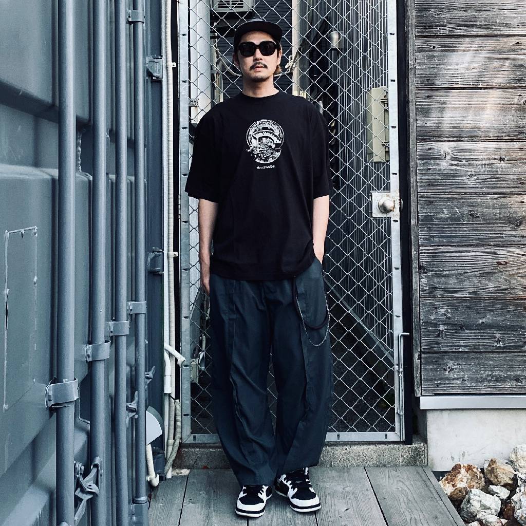 “VED-03T”視覺項目。引擎男孩T卹 #SHADOW [GOOPI-25SS-APR-04]