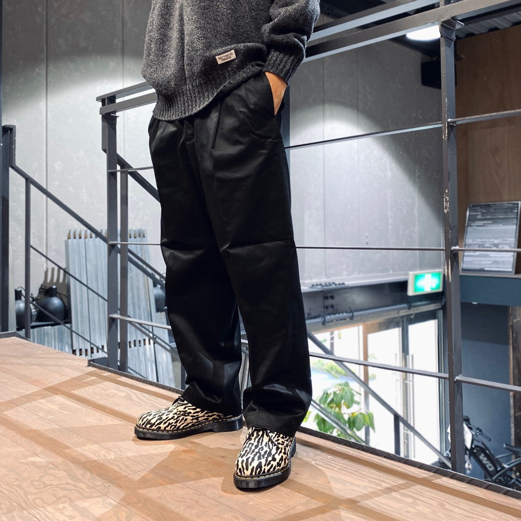 DOUBLE PLEATED CHINO TROUSERS #BLACK [23FW-WMP-PT01] – cocorozashi