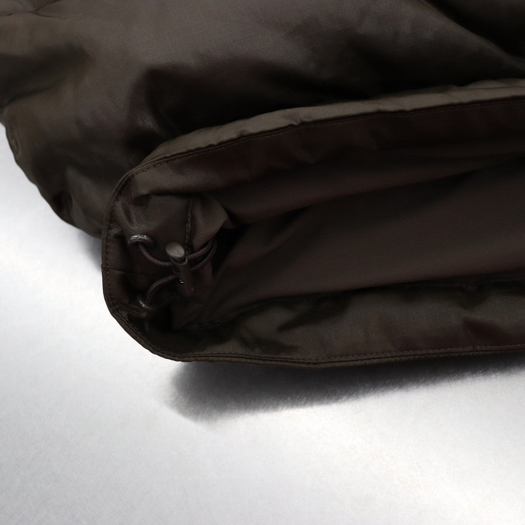 科技背包客羽絨背心 #棕色 [BW-24023W]