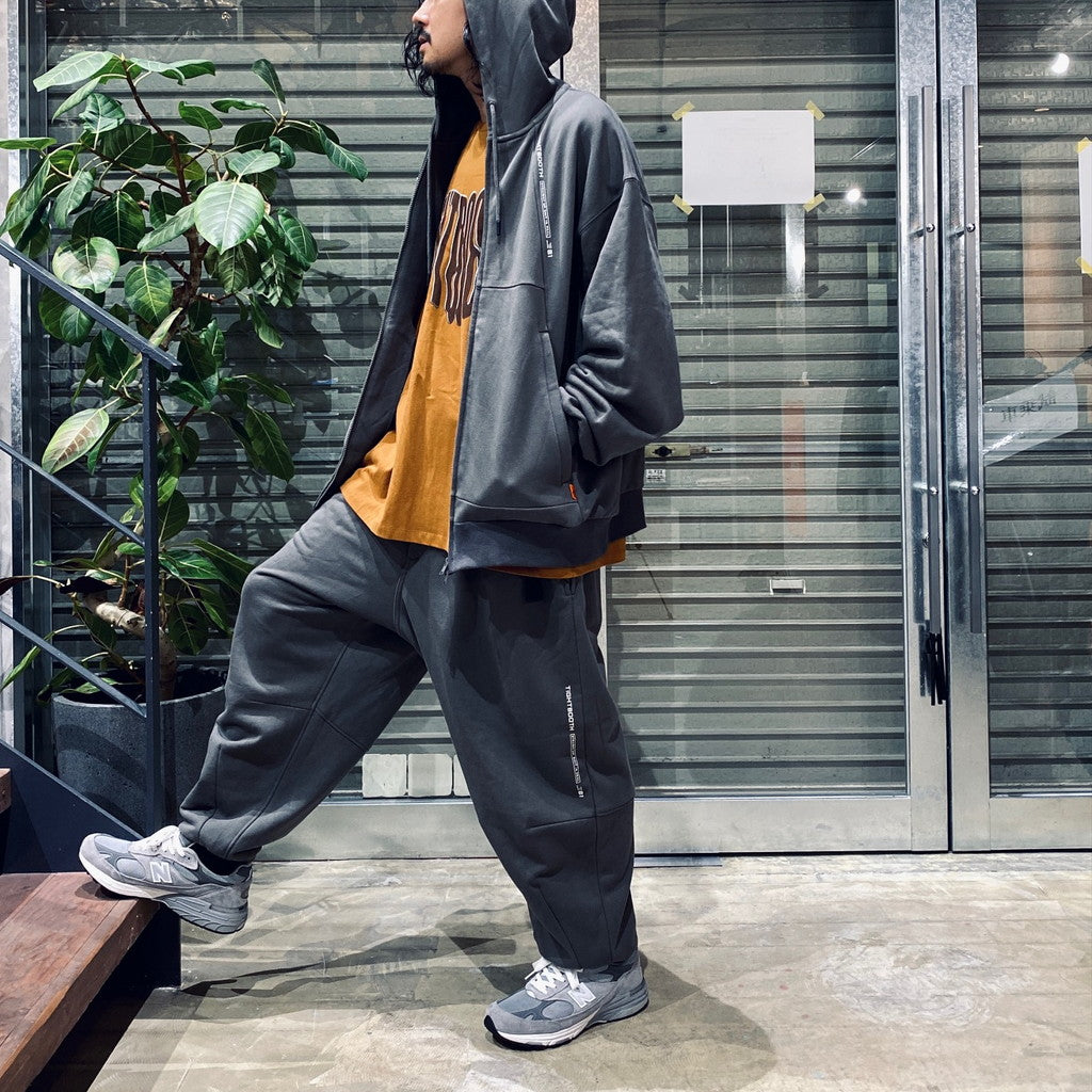 PYRAMID ZIP HOODIE #CHARCOAL [FW23-SW02]