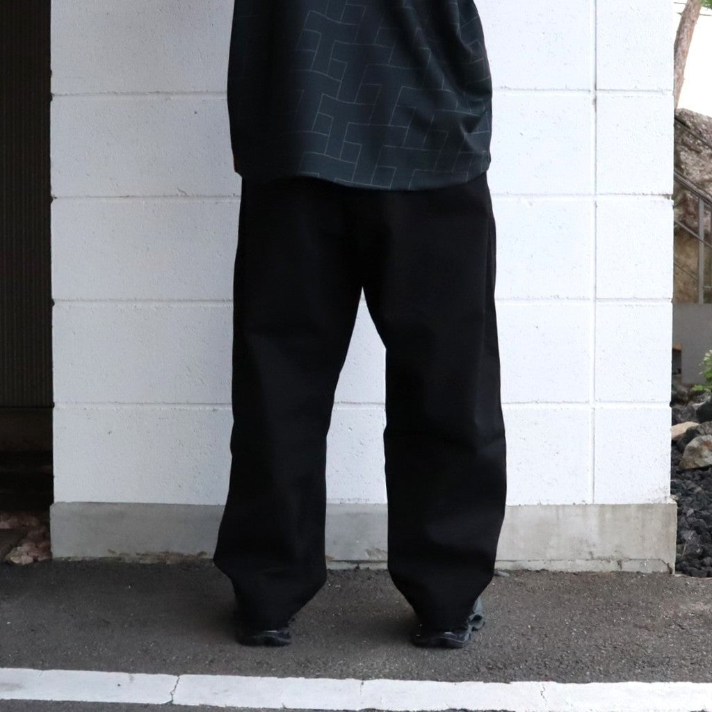 BIGGIES #BLACK [F32620-PN14]