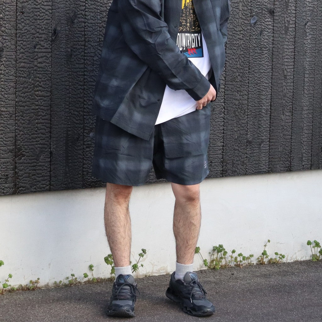 TASLAN NYLON CHECK EASY SHORTS #BLACK [CCC-261P004]