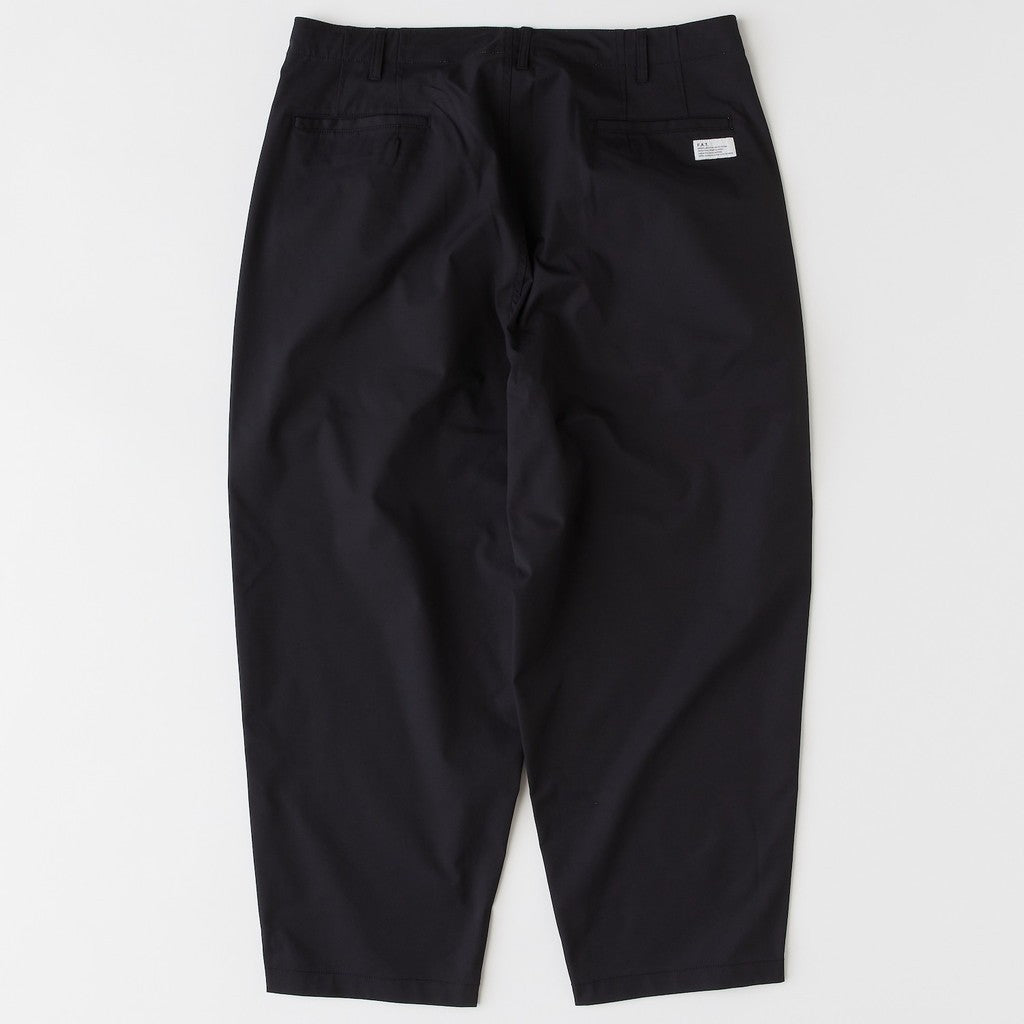 ELEPHANT #BLACK [F32520-PN04]