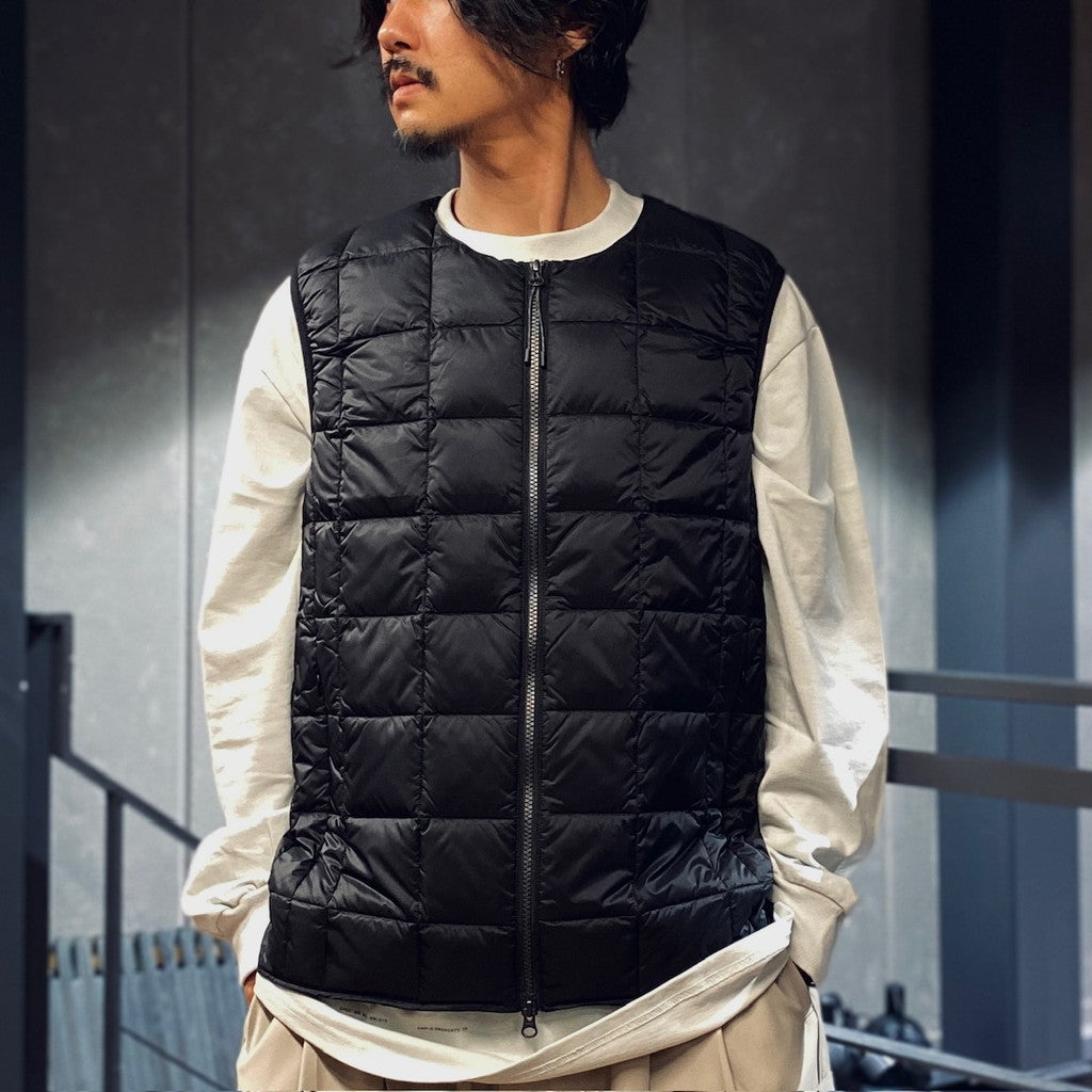 CREW NECK W-ZIP DOWN VEST #BLACK [TAION-004WZ]