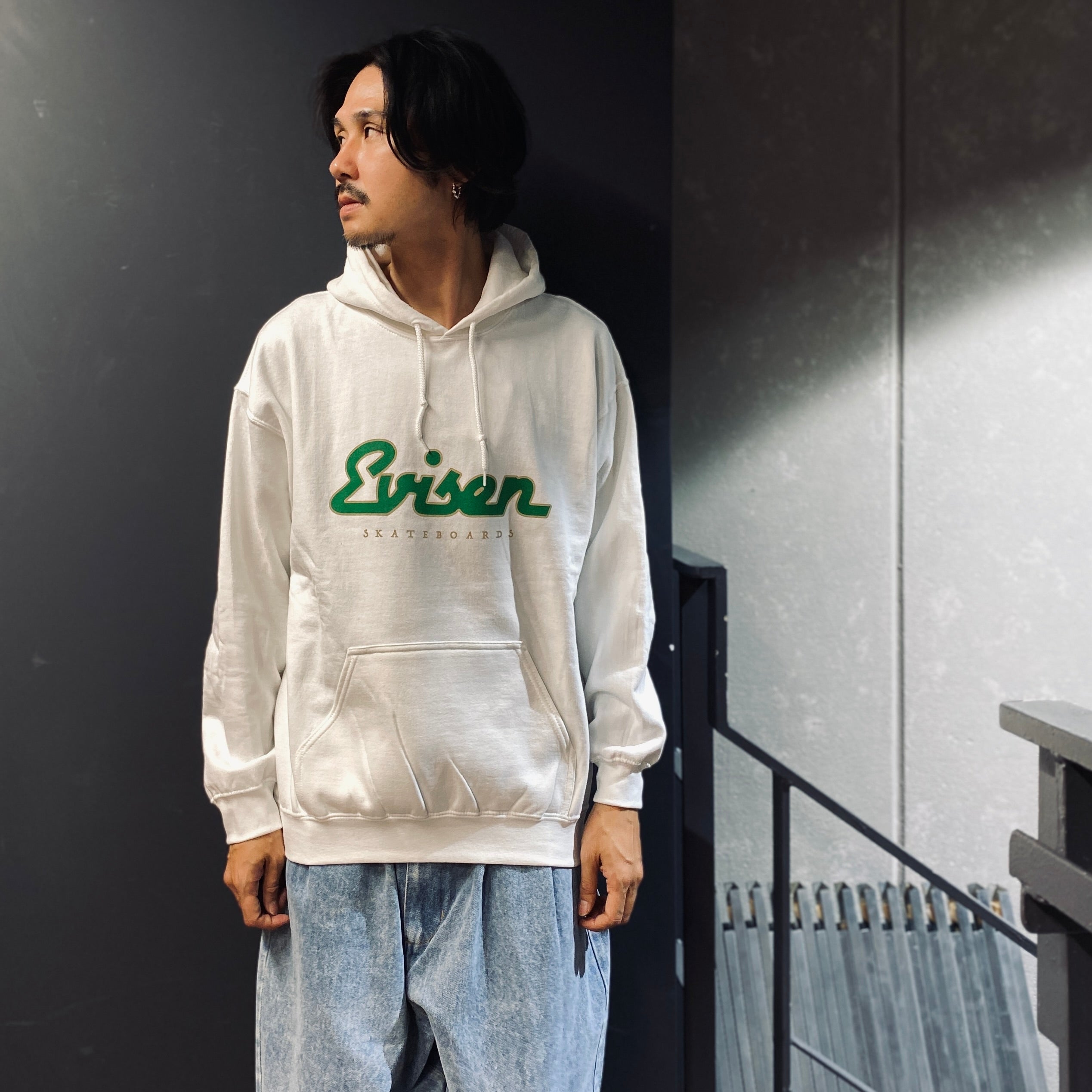 DINER LOGO HOODIE #WHITE [23HOAZ07-SW05] – cocorozashi