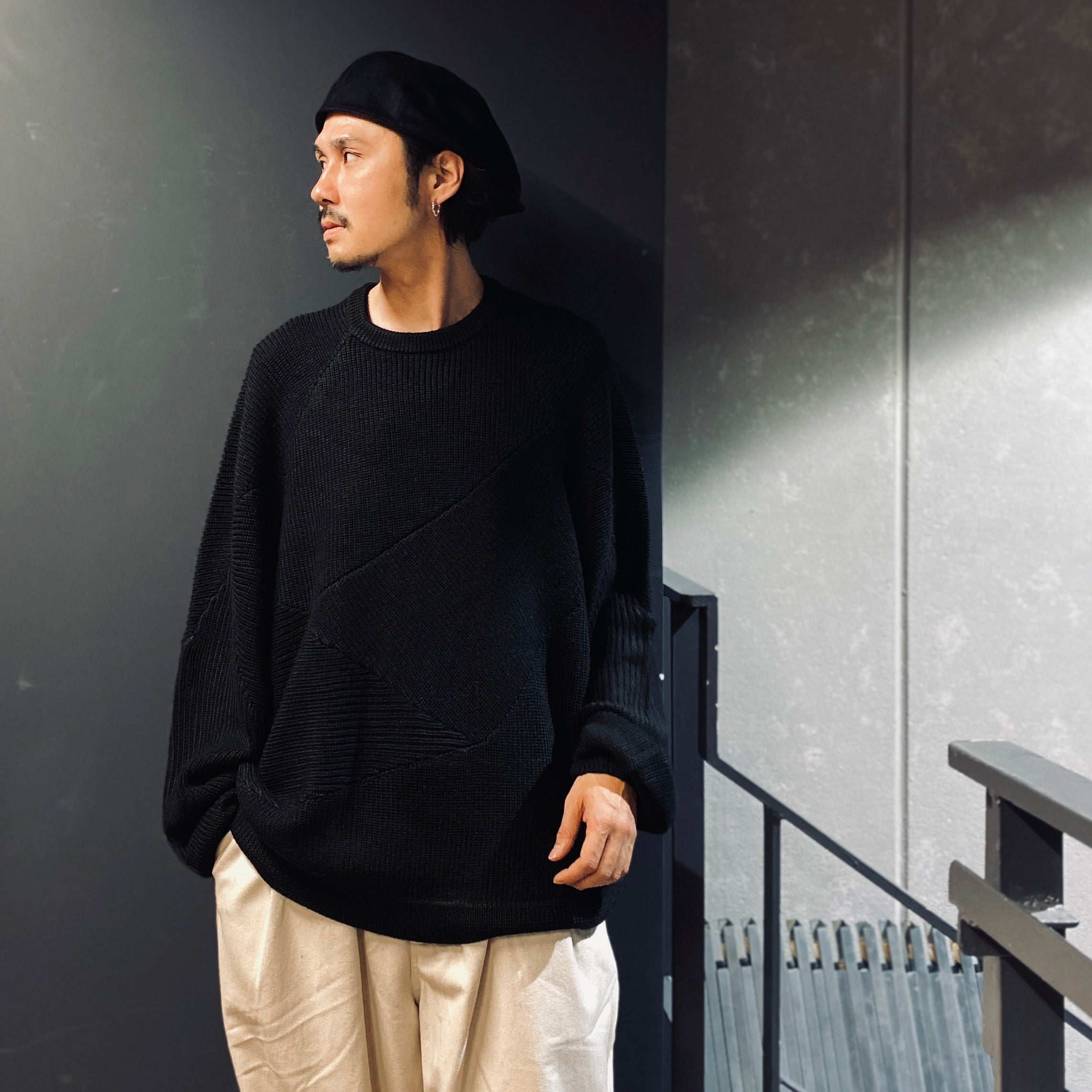 SPLICE KNIT SWEATER #BLACK [FW23-KN01]
