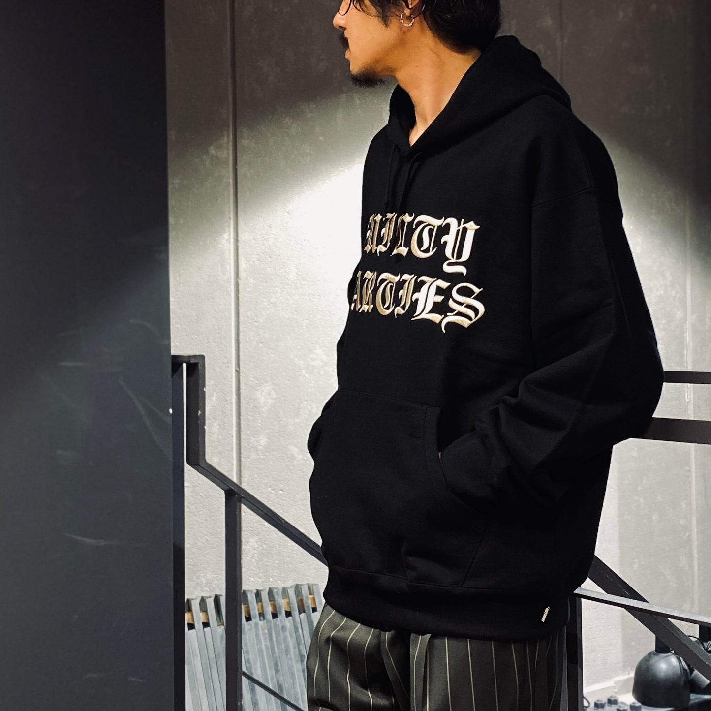 HEAVY WEIGHT PULLOVER HOODED SWEAT SHIRT -TYPE 3- #BLACK [23FW-WMC-SS04]