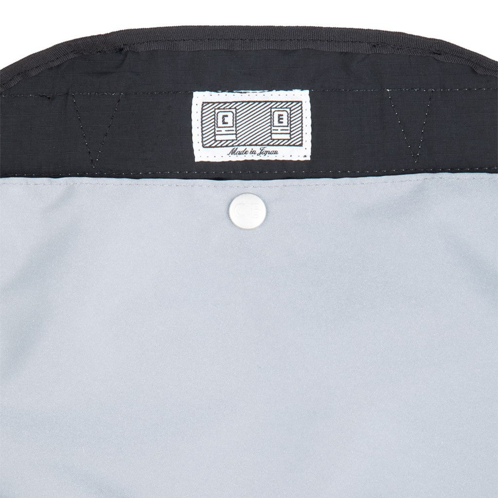 FROM BELOW LUMBAR PACK #BLACK [CES30G07]