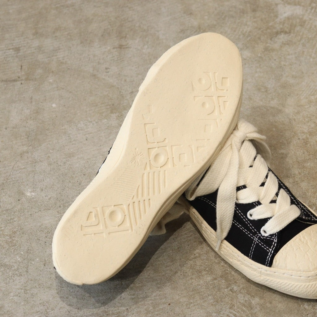 ROY / 帆布低筒運動鞋 #黑色 [S14FW702]