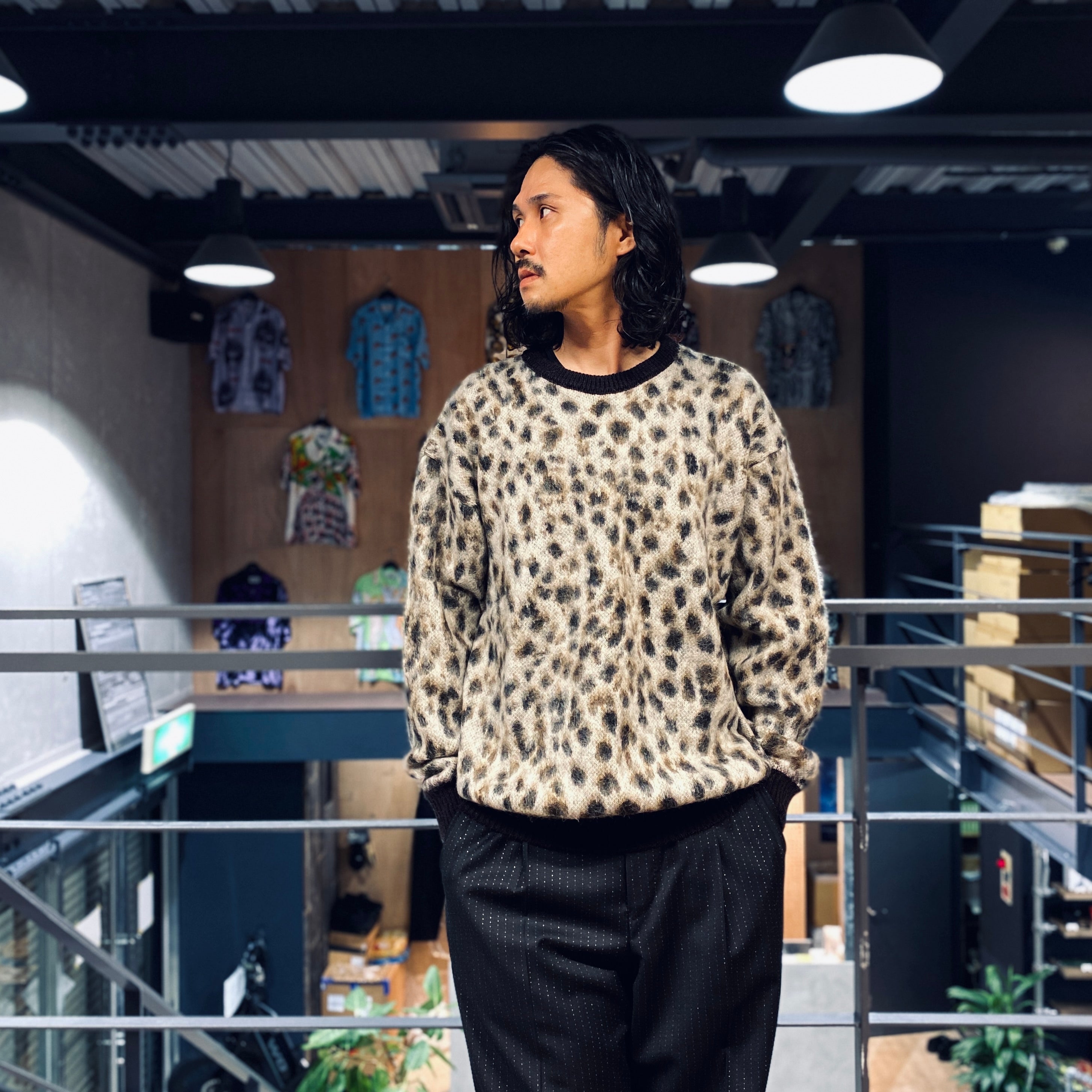 LEOPARD MOHAIR CREW NECK SWEATER -TYPE 1- #WHITE [23FW-WMK-KN12]