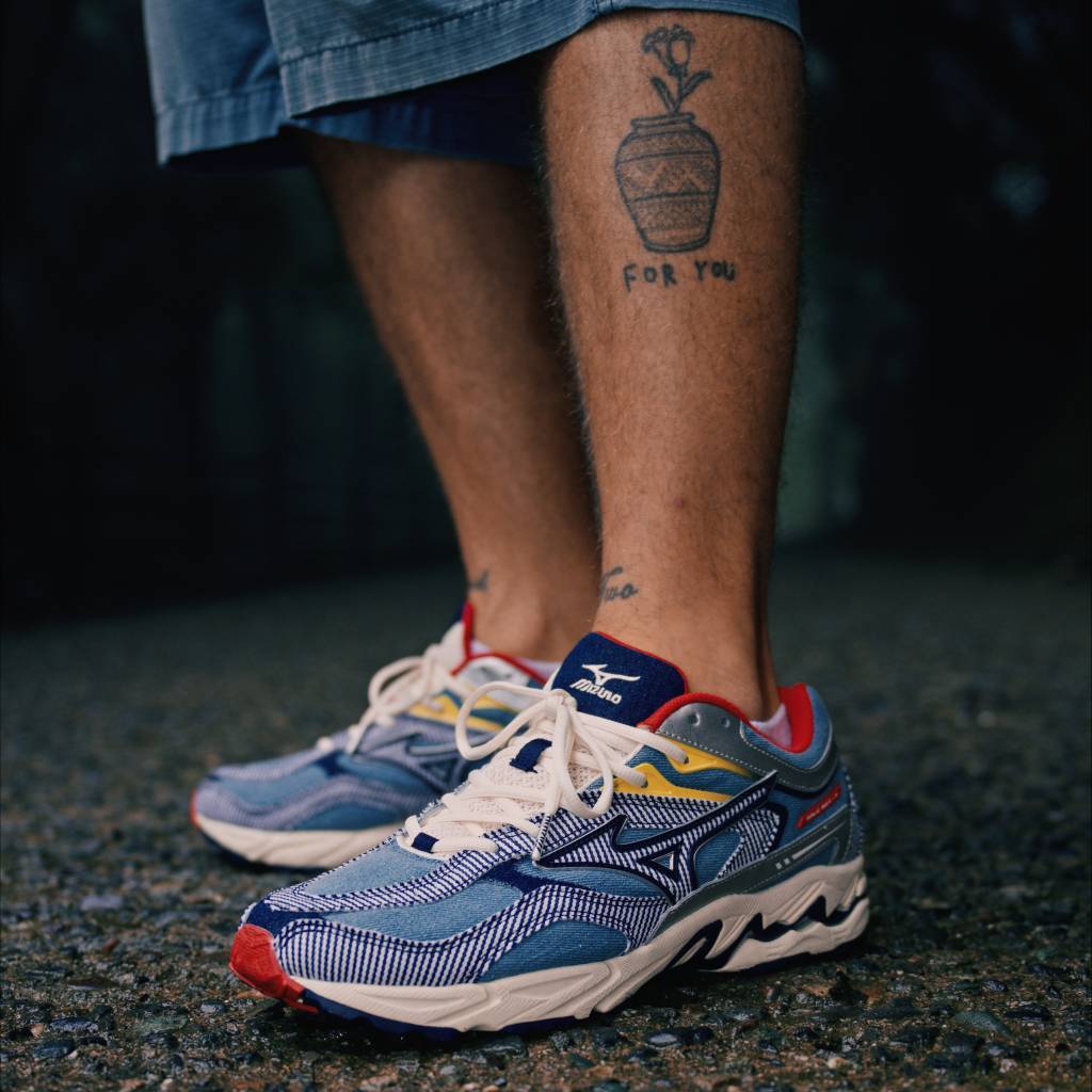 SeanWotherspoon | WAVE MG4 LS SW (Japan Limited) #LIGHT BLUE/OFF-WHITE/RED [D1GD263101]