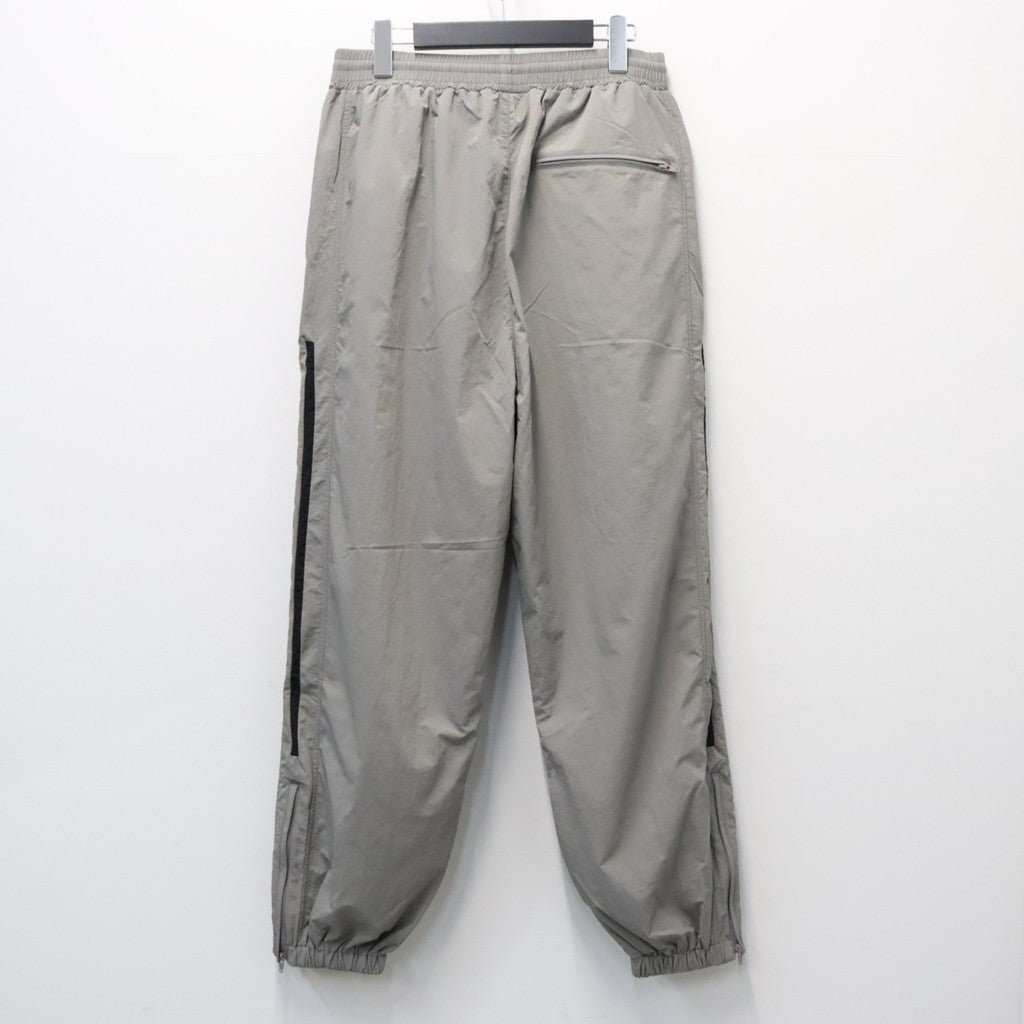 UMBRO | TRACK PANTS #GRAY [26FW-WMO-UB02]