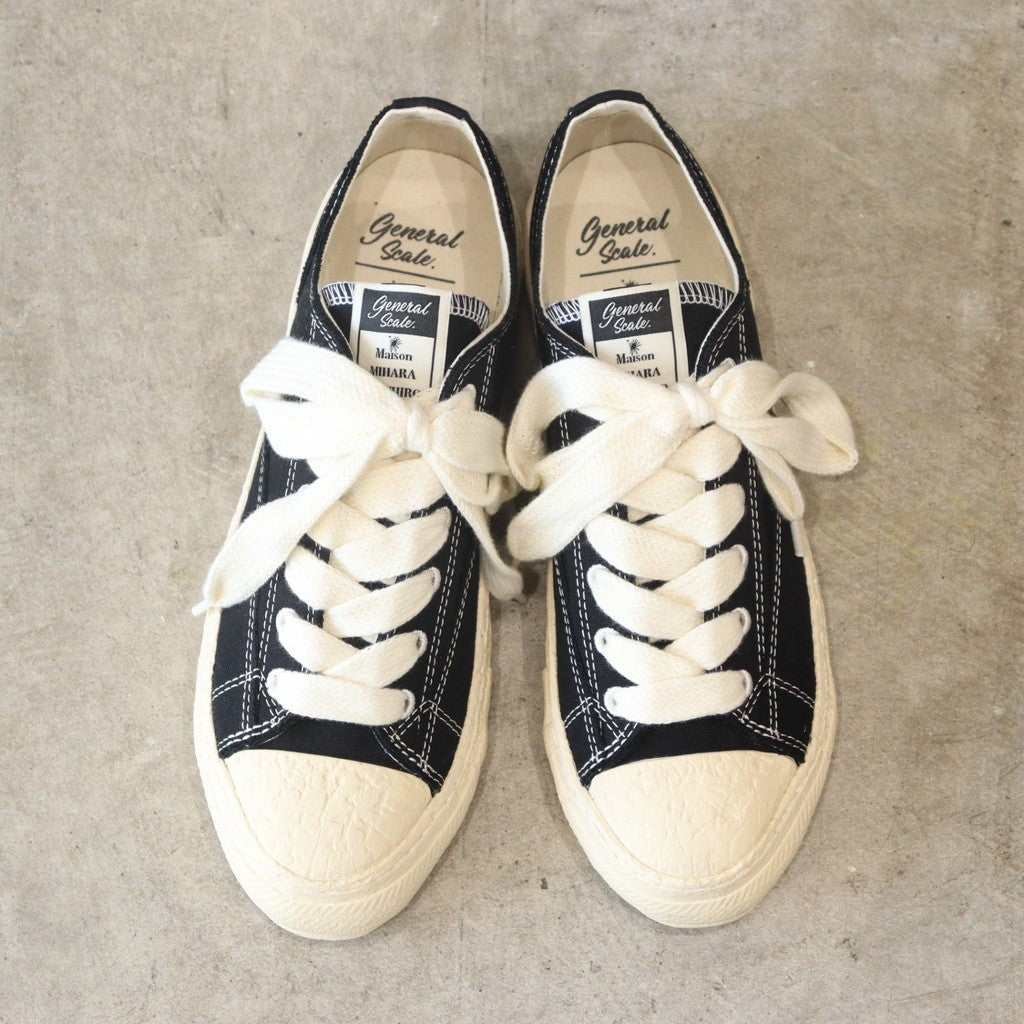 ROY / 帆布低筒運動鞋 #黑色 [S14FW702]