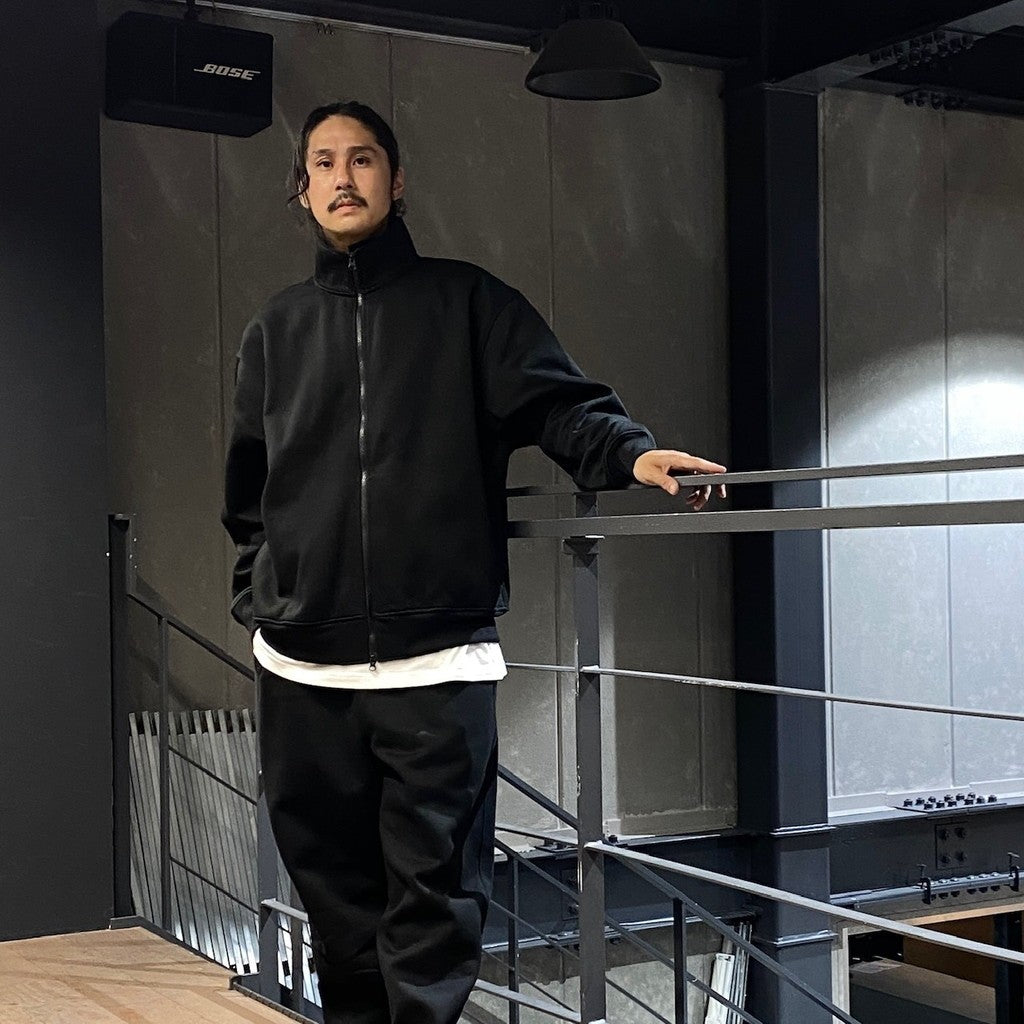 科技運動風拉鍊開襟衫 #黑色 [BE-54024W]