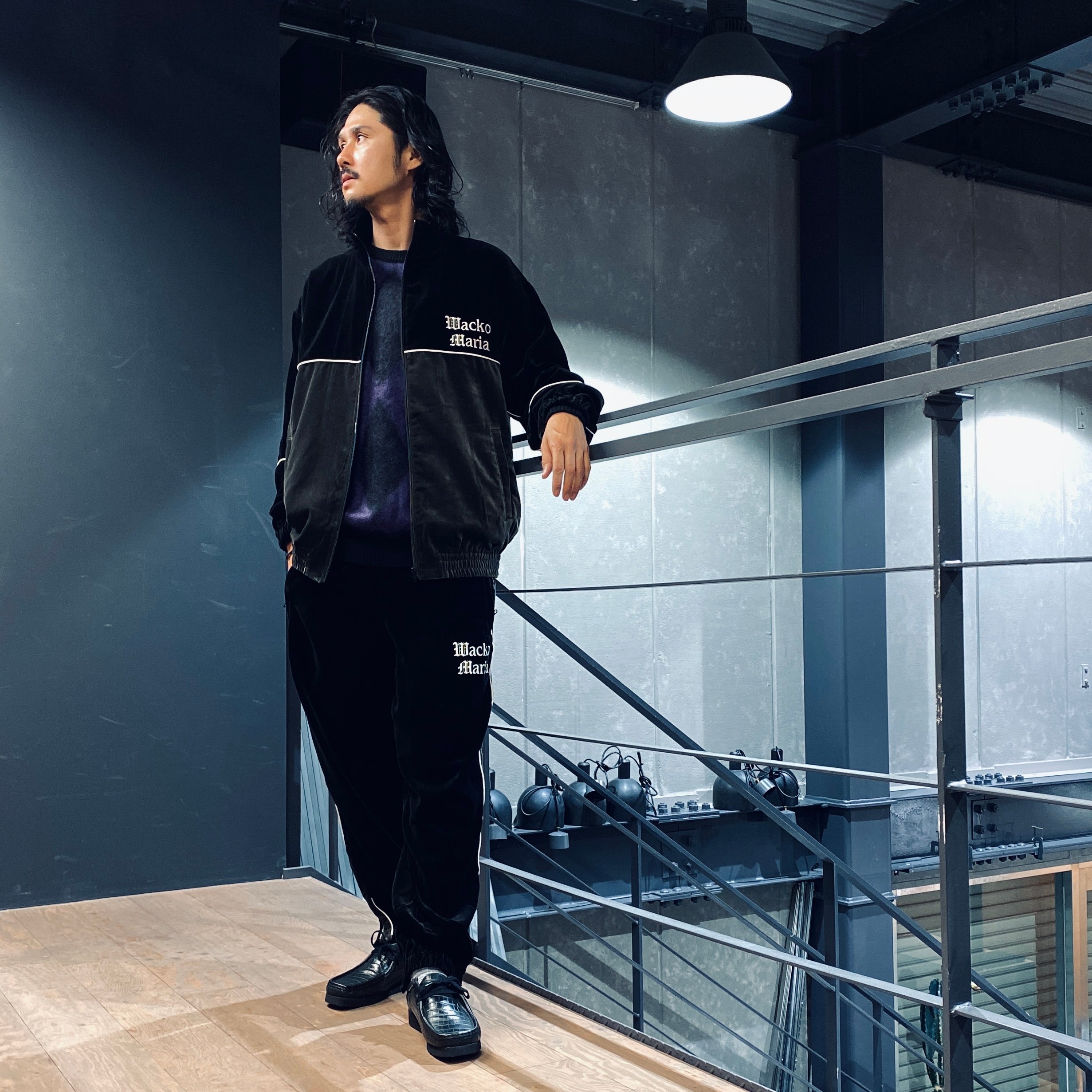 VELVET TRACK PANTS #BLACK [23FW-WMO-TP02]