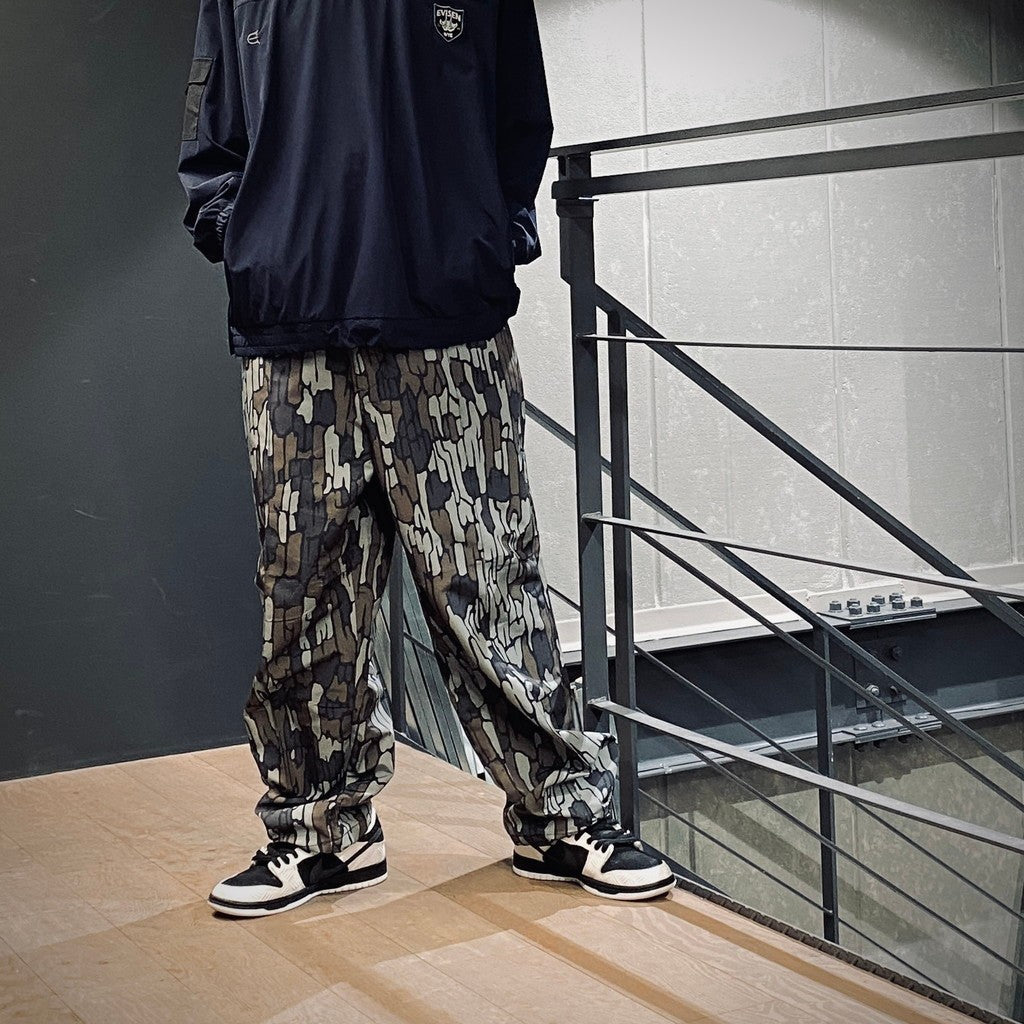 POSTMAN PINTUCK PANTS #CAMO [24FW-B01] - cocorozashi 三重県四日市