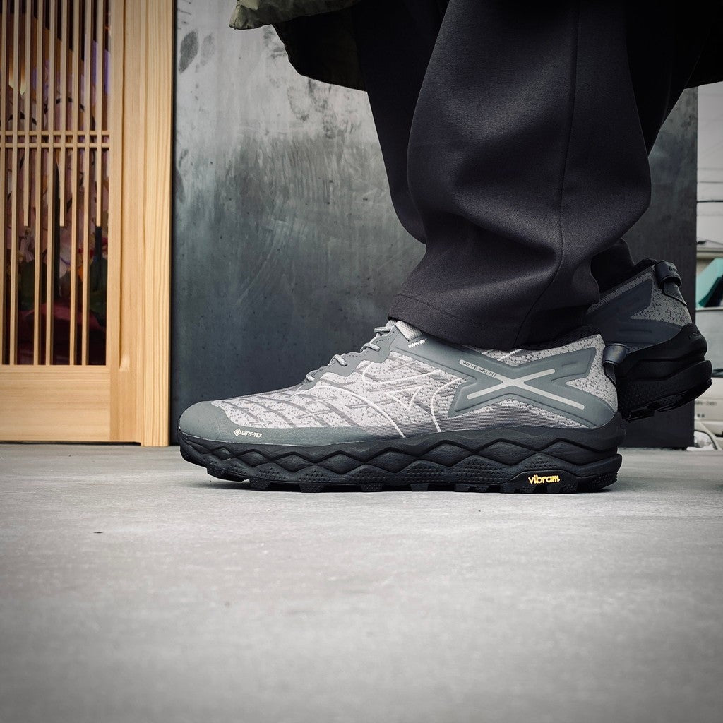 WAVE MUJIN LS GTX #LT-GRAY/GRAY/D-GRAY [D1GA250105] - cocorozashi