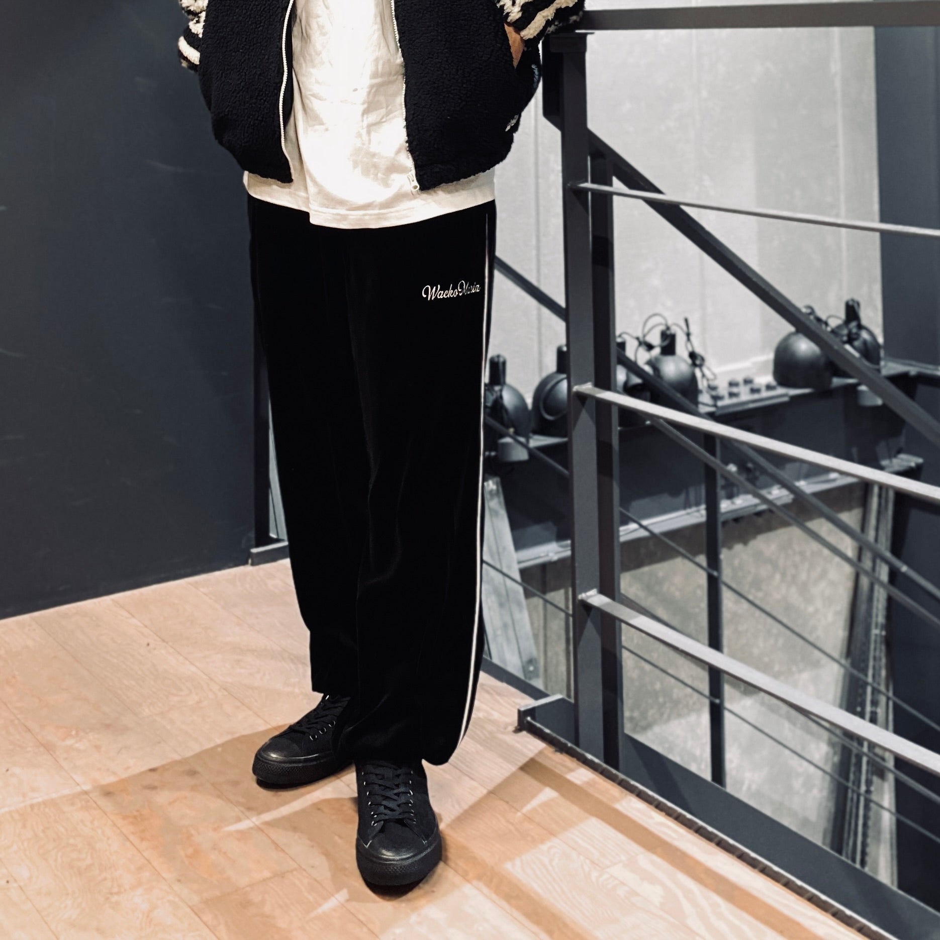 VELVET PANTS -B- #BLACK [23SS-WMO-TP07]