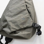 TEXTURED TWILL LAYERED SLINGER BAG #CHARCOAL [FTT36262B0009]
