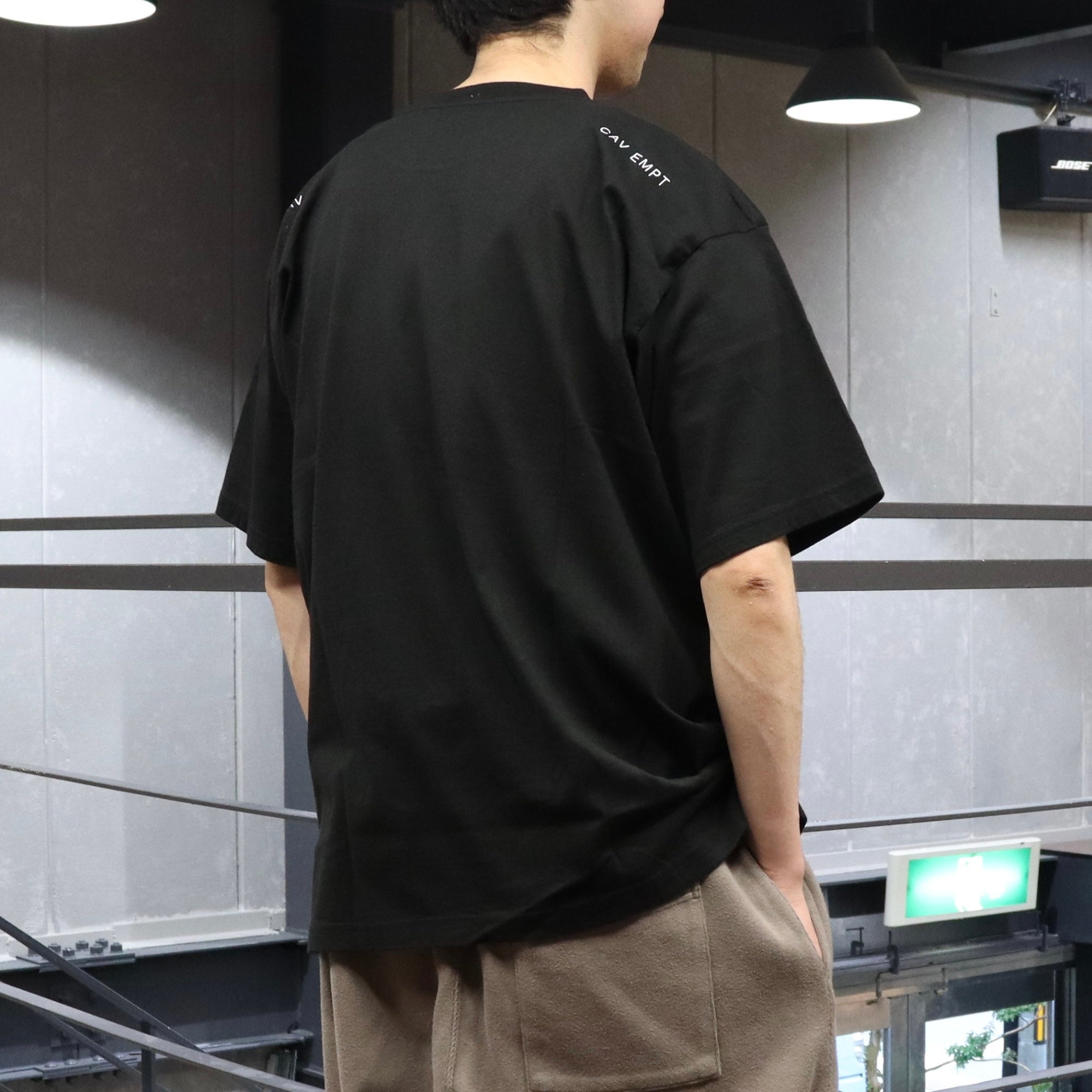 UNIVERSAL ALIENATION BIG T #BLACK [CES27T21] – cocorozashi