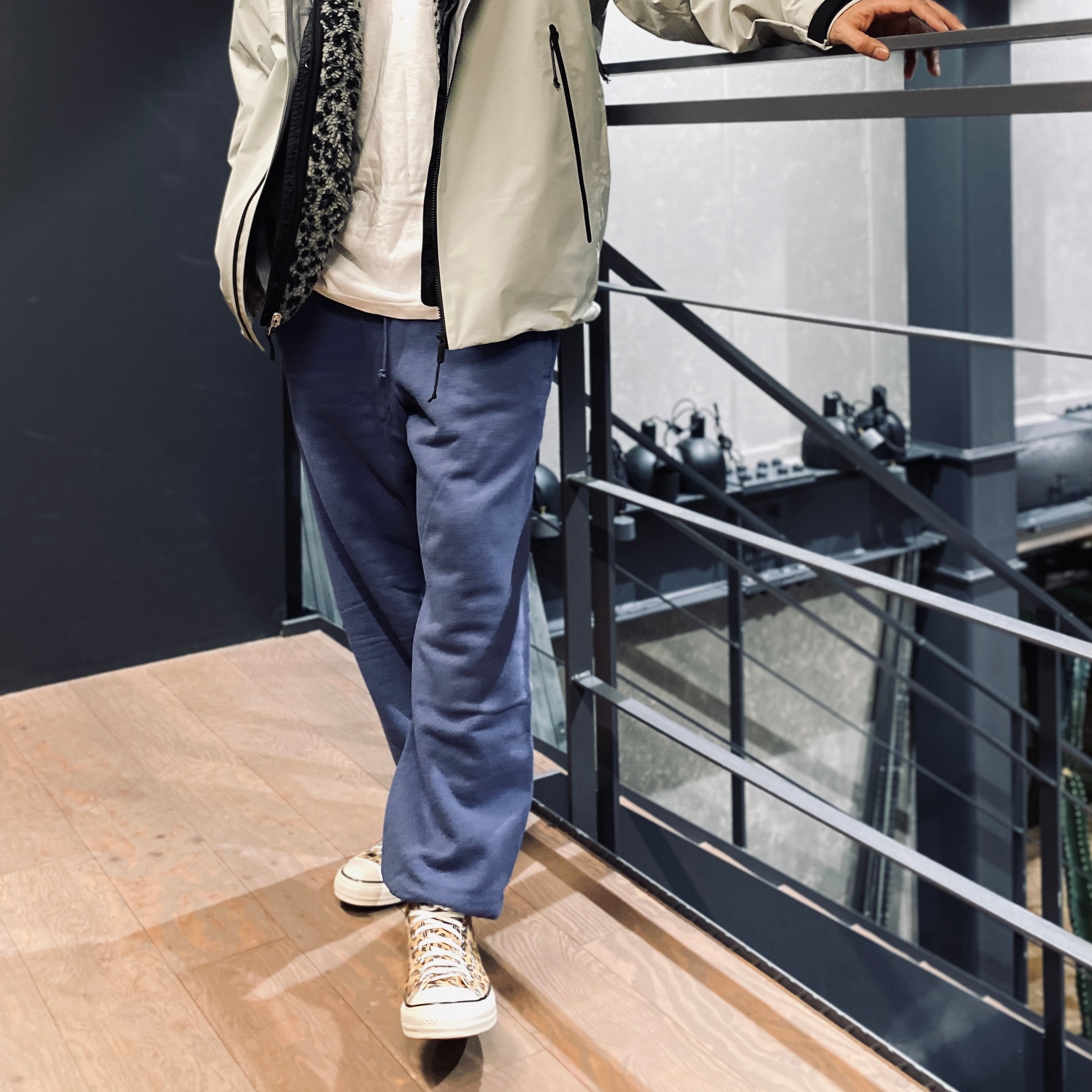 MIDDLE WEIGHT SWEAT PANTS #NAVY [23SS-WMC-SP02]