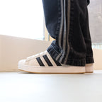 SUPERSTAR ST #クリスタルホワイト/コアブラック/ガム [KI3511]