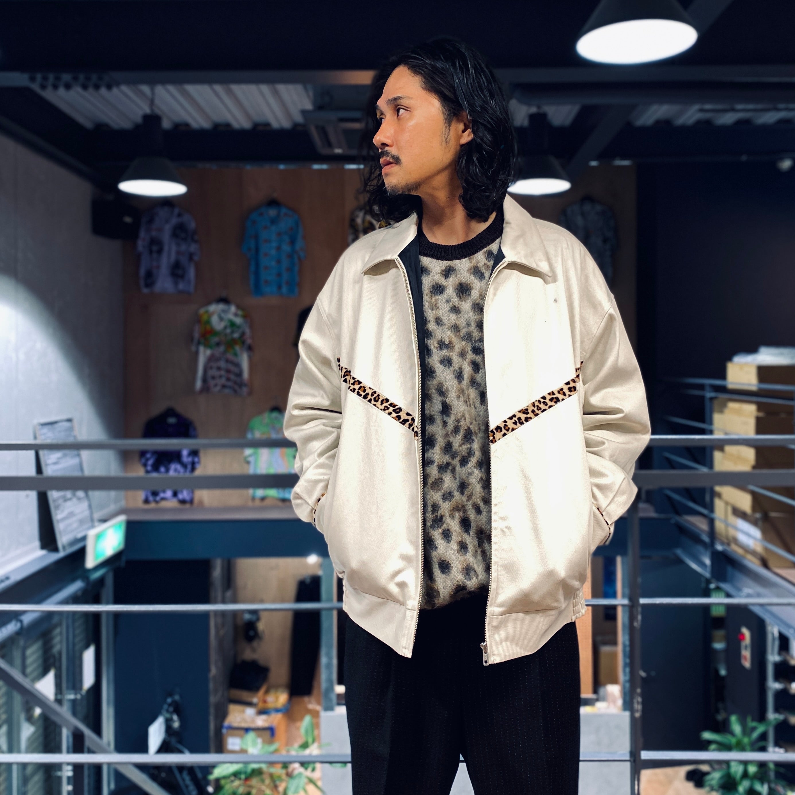 LEOPARD MOHAIR CREW NECK SWEATER -TYPE 1- #WHITE [23FW-WMK-KN12]