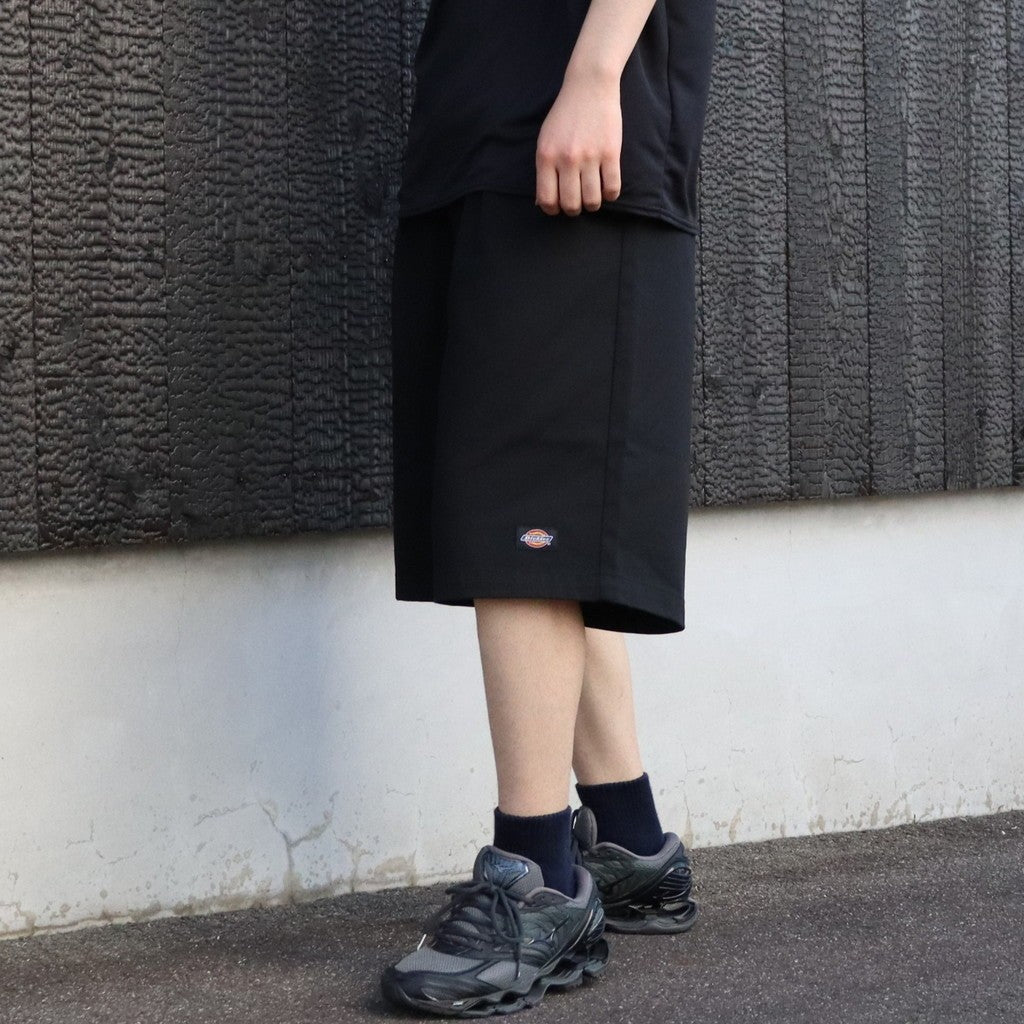 Dickies | Tuck Wide Shorts #Black [SD26S-PT07]