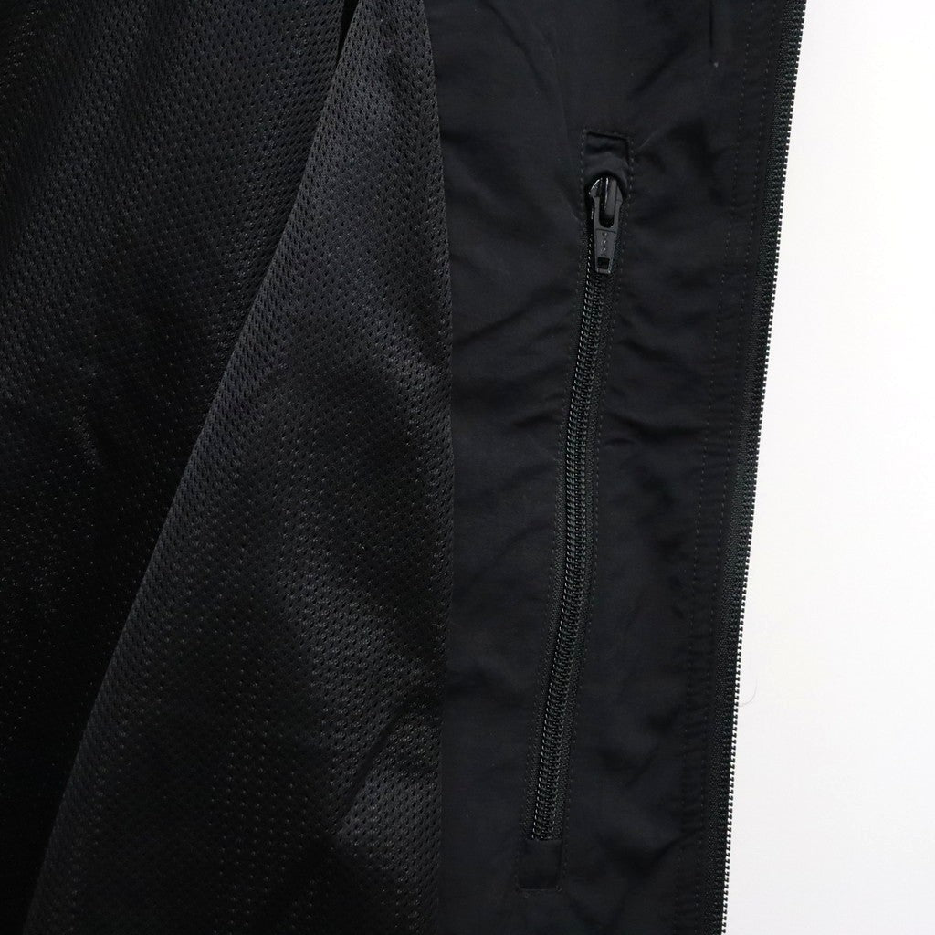 UMBRO | TRACK JACKET #BLACK [26FW-WMO-UB01]