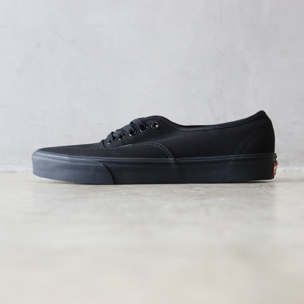 UA Authentic #BLACK/BLACK [VN000EE3BKA]