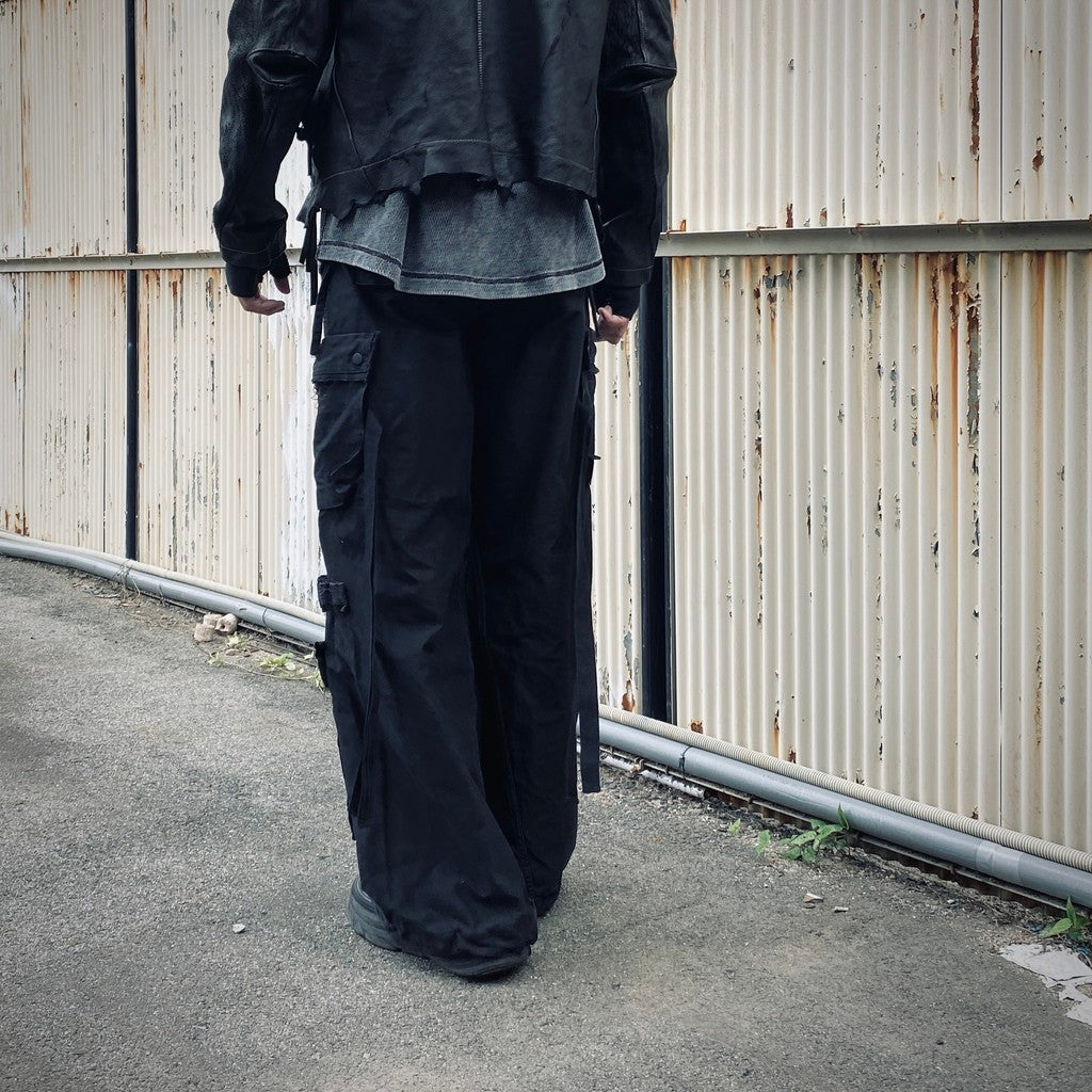 Slash Seam Twist Cargo Pants (PIGMENT DYED MOLESKIN) #BLACK [M-P2-PT13]