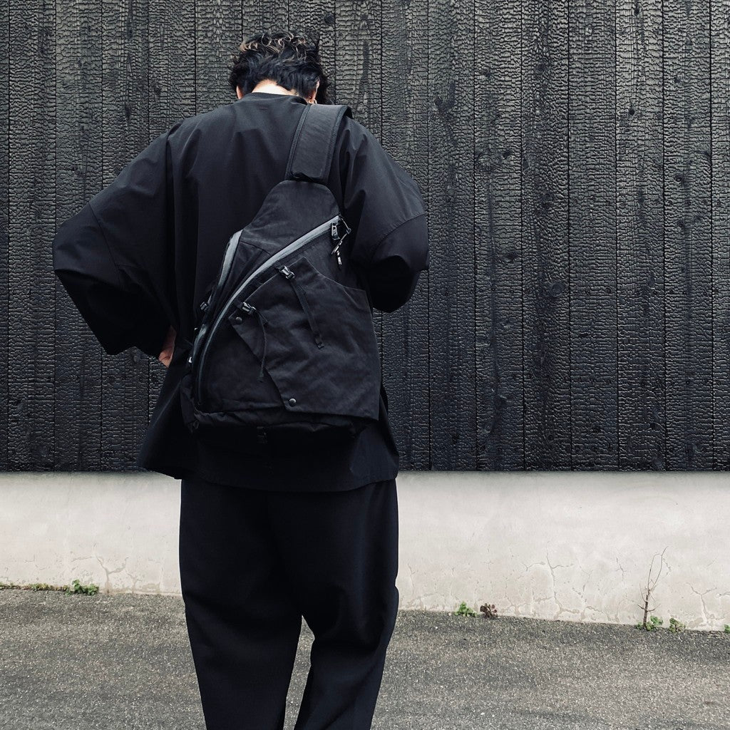 TEXTURED TWILL 3 POINTS SLINGER BAG #BLACK [FTT36261B0004]