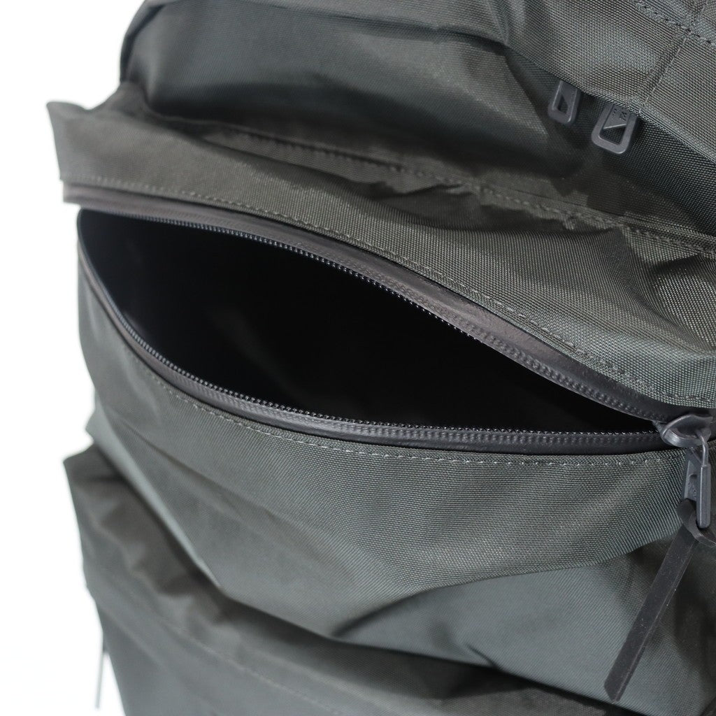 420 re/cor TECHNICAL DAY PACK #Gray [FCD31251B0001]