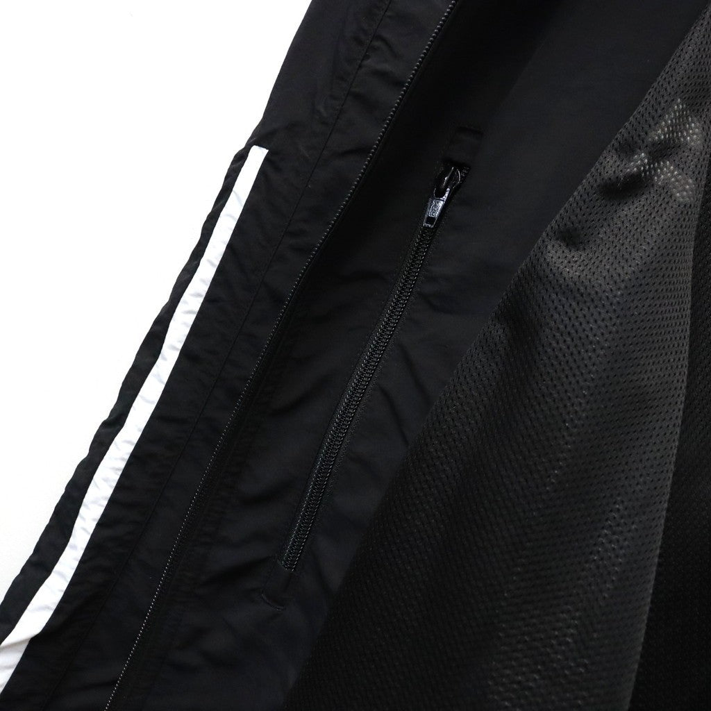 UMBRO | TRACK JACKET #BLACK [26FW-WMO-UB01]