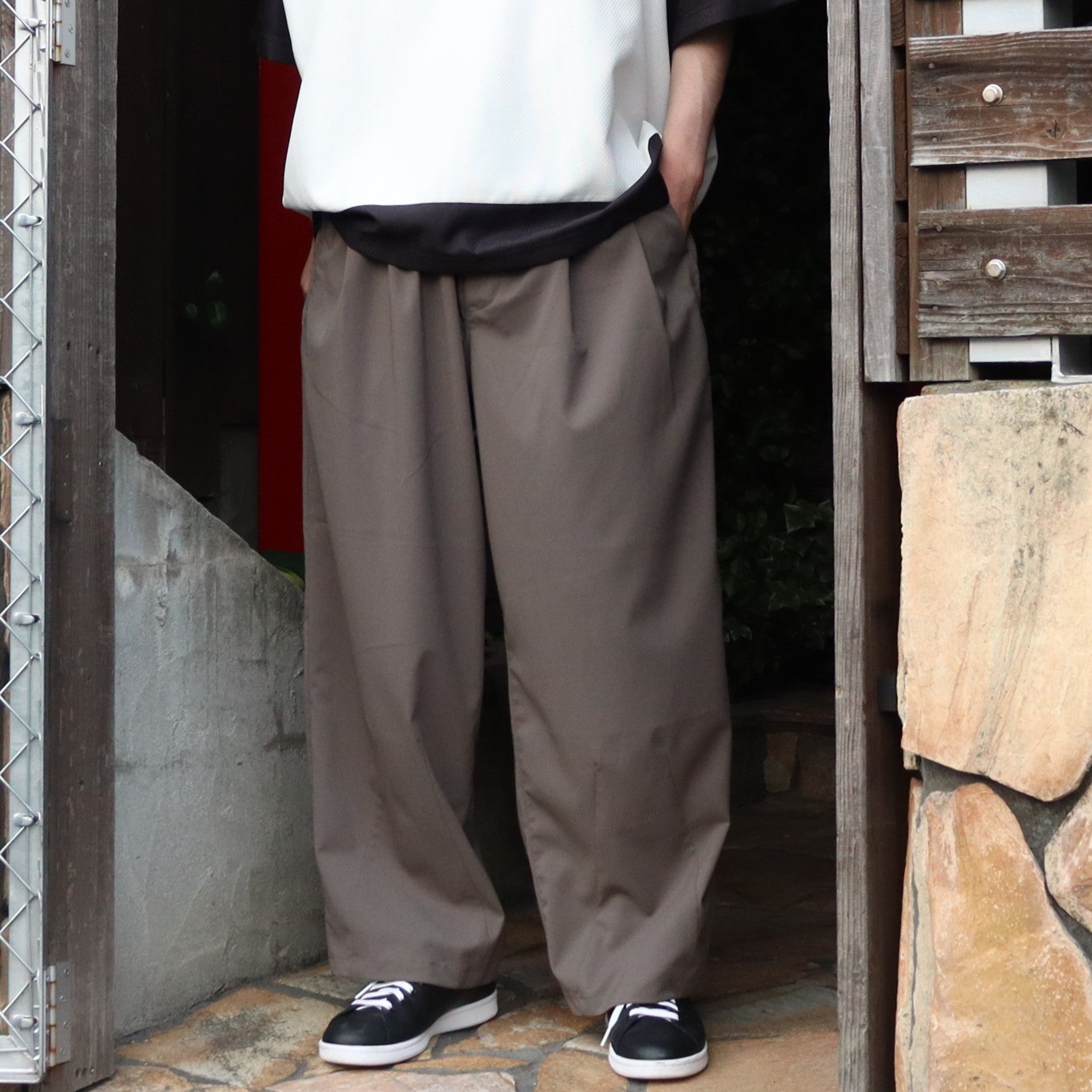 乾爽寬鬆休閒褲 #炭灰色 [SU25-B08]