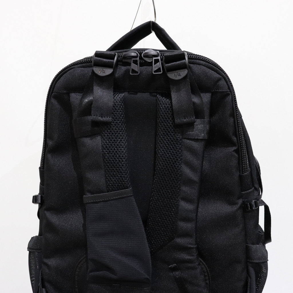 950 DAYPACK #BLACK [FNI31232B0001] – cocorozashi