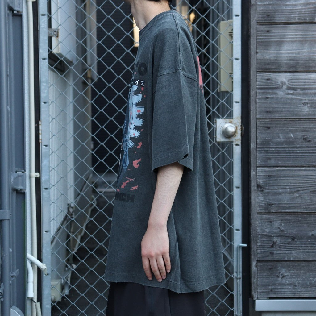 SAKAMOTO DAYS | S/S T-Shirt (OSARAGI) #BLACK [TSDM25SM007]