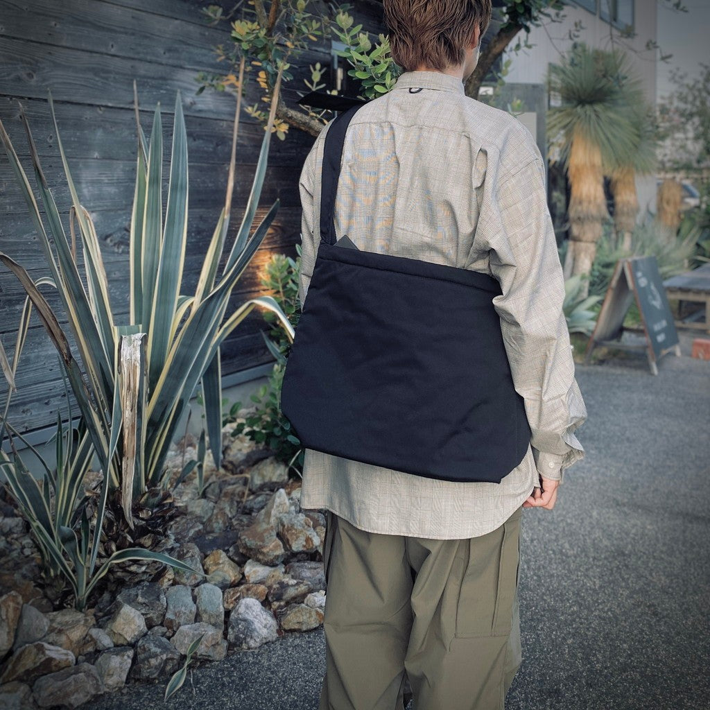 TECH SLING BAG #BLACK [BB-30025W] - cocorozashi 三重県四日市市の