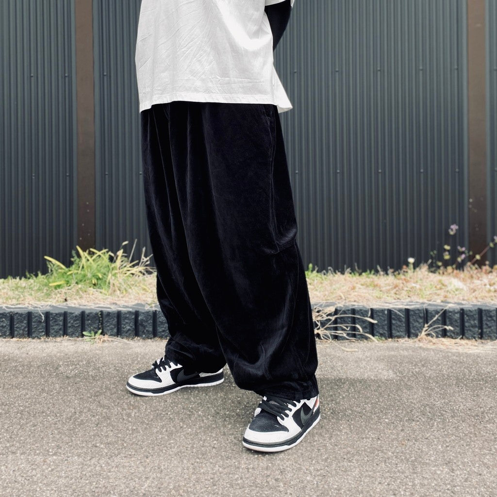VELOUR BALLOON PANTS #Black [SS26-B06] - cocorozashi 三重県四日市
