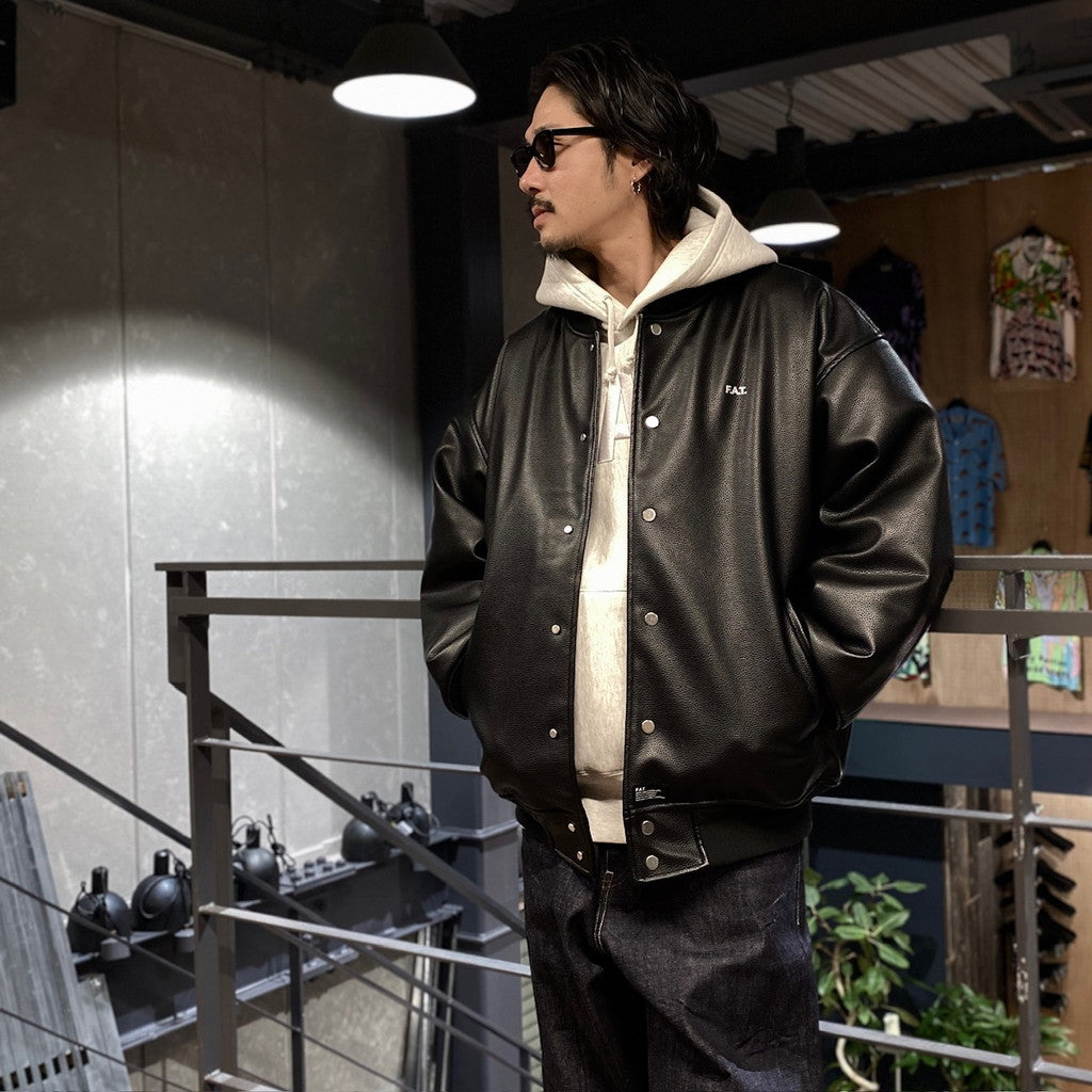 F'AWARD #BLACK [F32410-JK02]