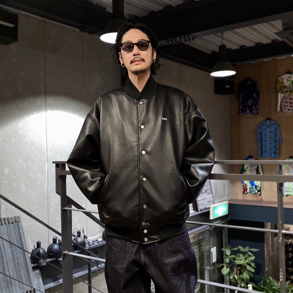 F'AWARD #BLACK [F32410-JK02]