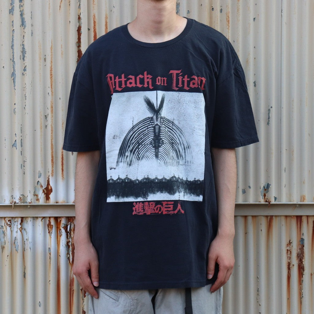 「攻擊托坦」T卹 #黑色 [tl25f064]