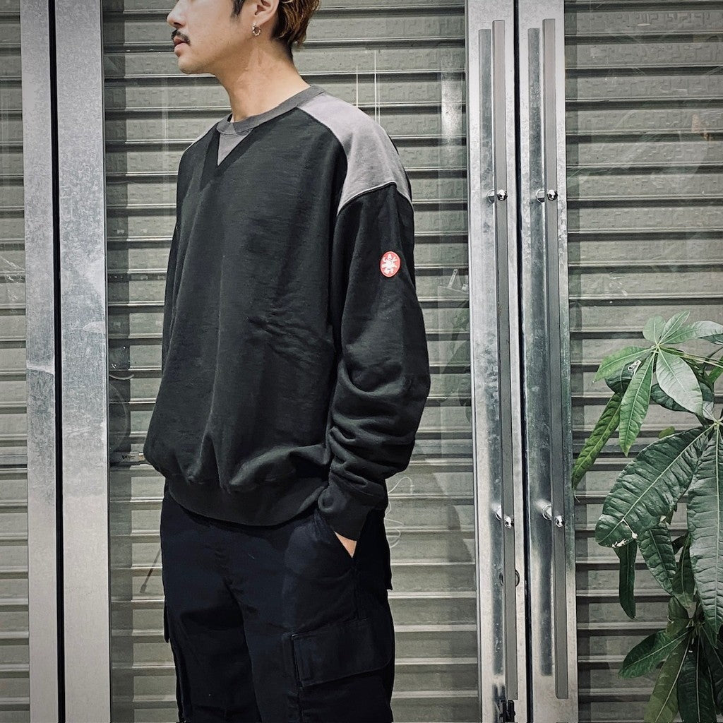PANEL SHOULDER CREW NECK #BLACK [CES26CS10]