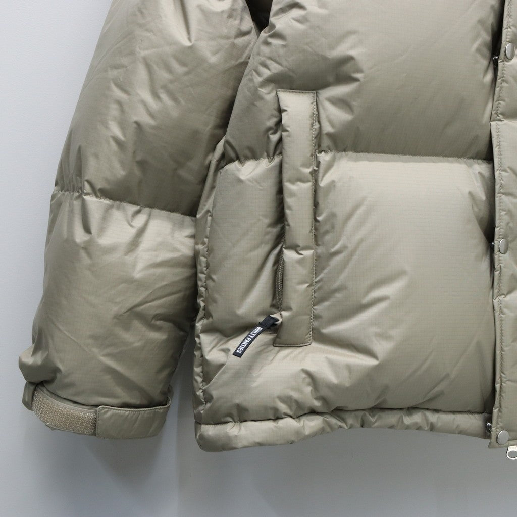 DOWN JACKET #BEIGE [25FW-WMO-NA01]