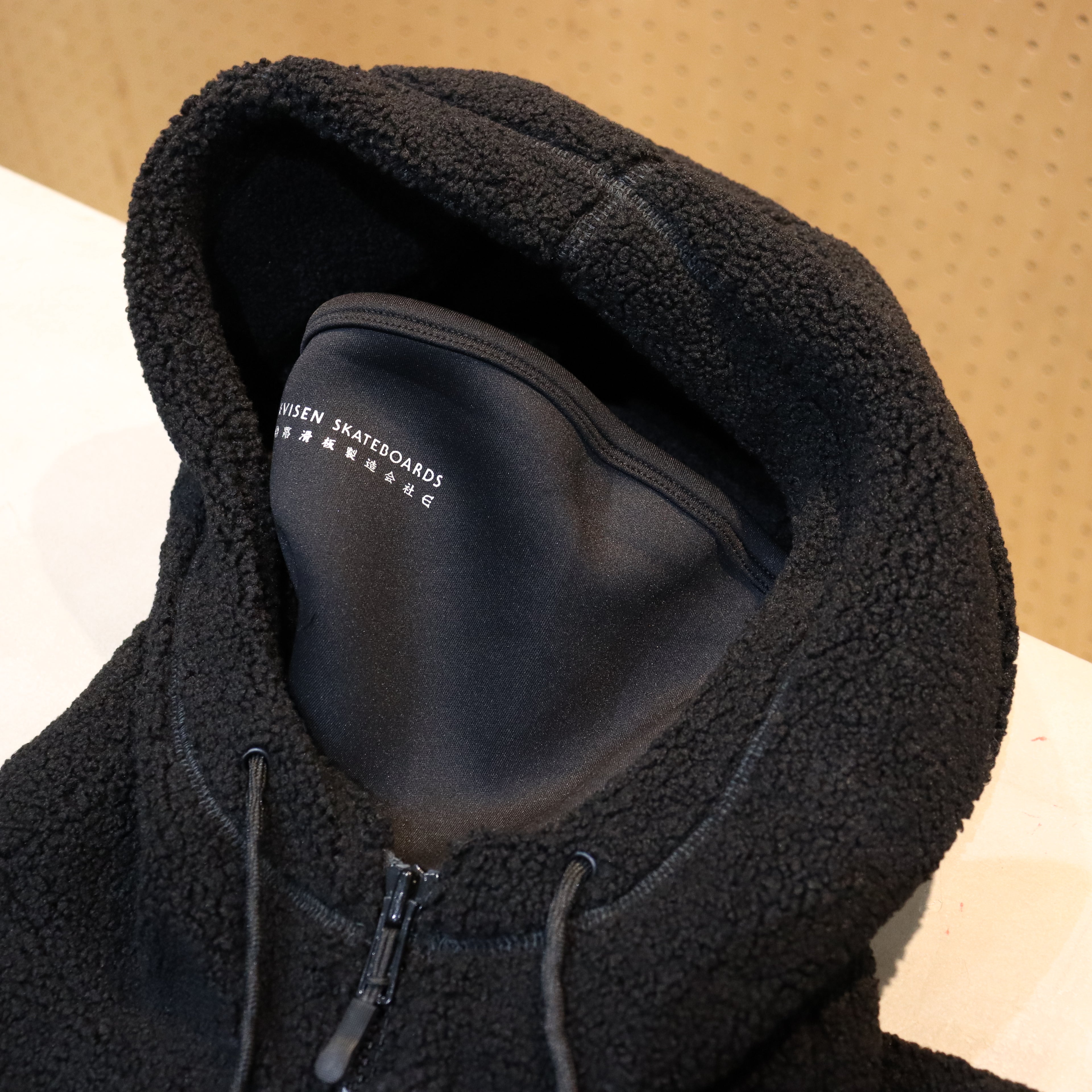 蟒蛇抓絨拉鍊連帽衫 #黑色 [23FW-SW03]