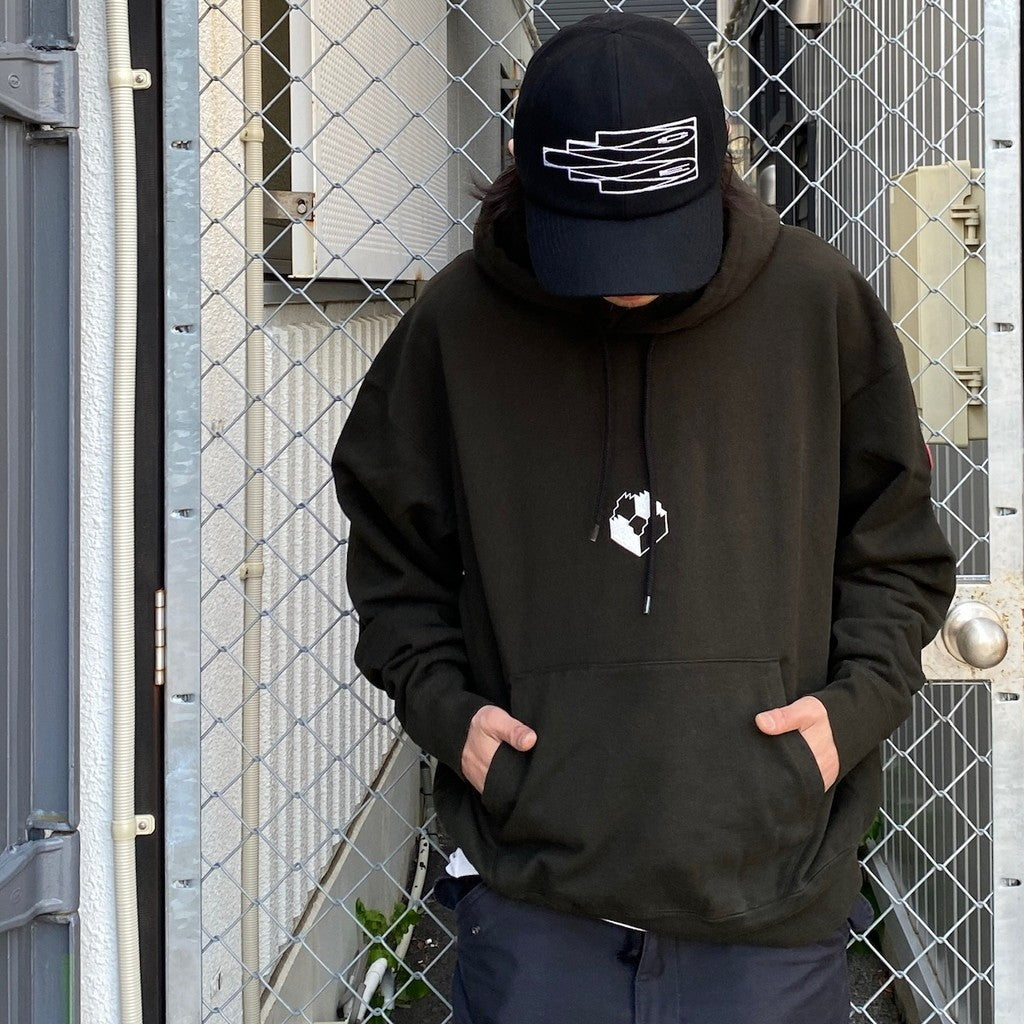 ZIG MODEL HOODY #BLACK [CES25CS12]