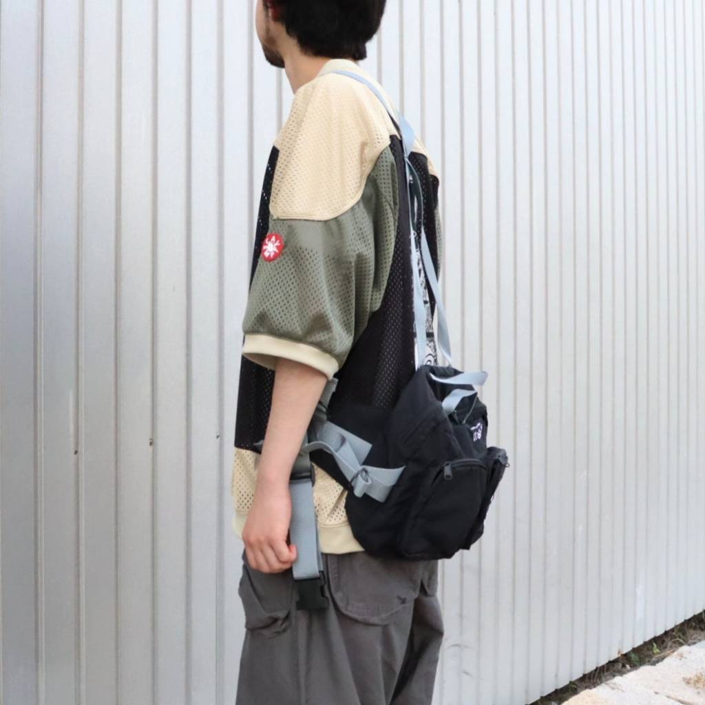 FROM BELOW LUMBAR PACK #BLACK [CES30G07]