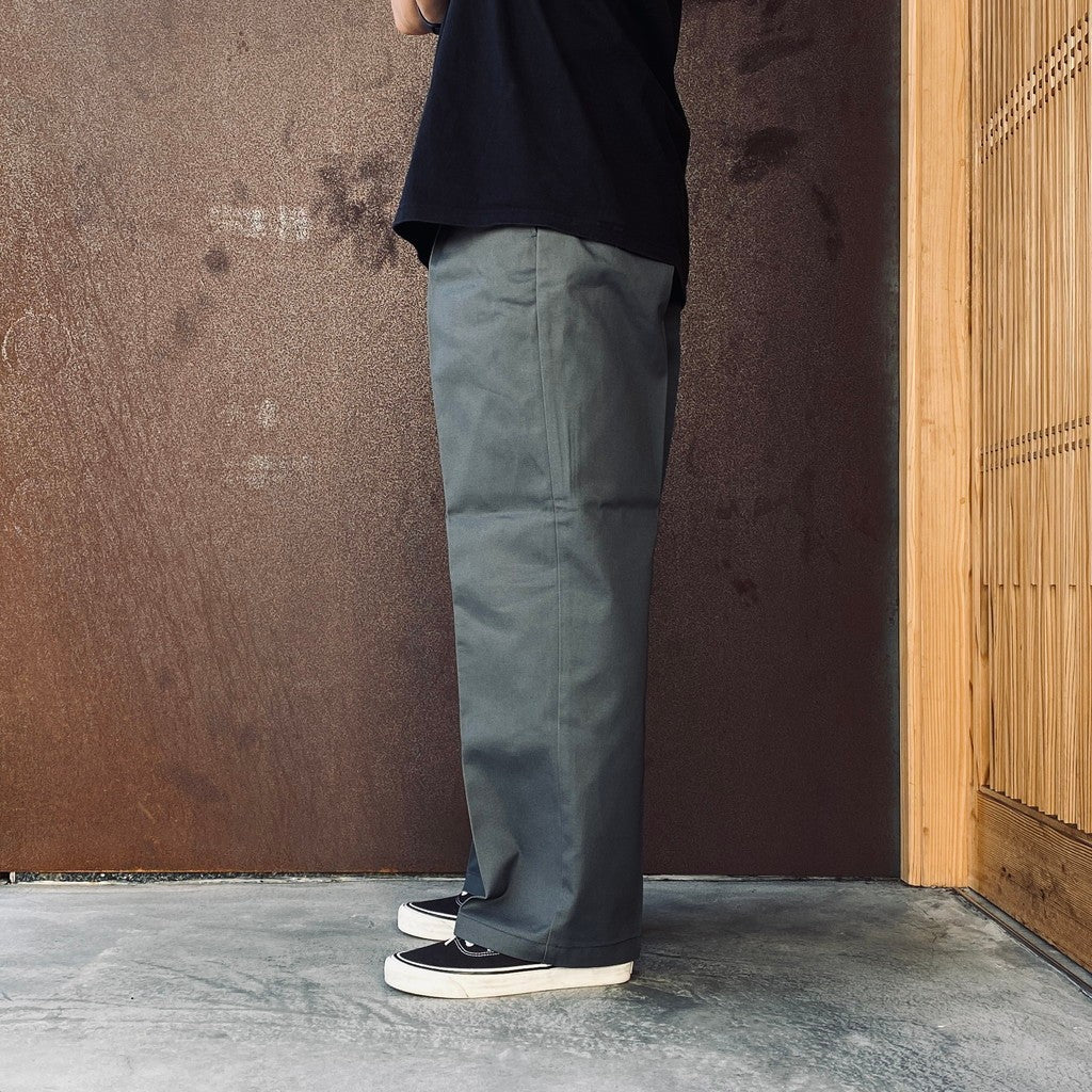 DICKIES | PLEATED TROUSERS #CHARCOAL [26FW-WMP-DC01]