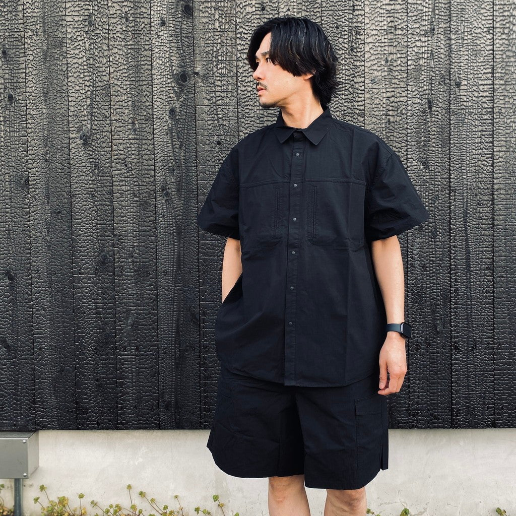 HIDDEN POCKET HALF SLEEVE SHIRTS CN #BLACK [HOD26-01-ST005]